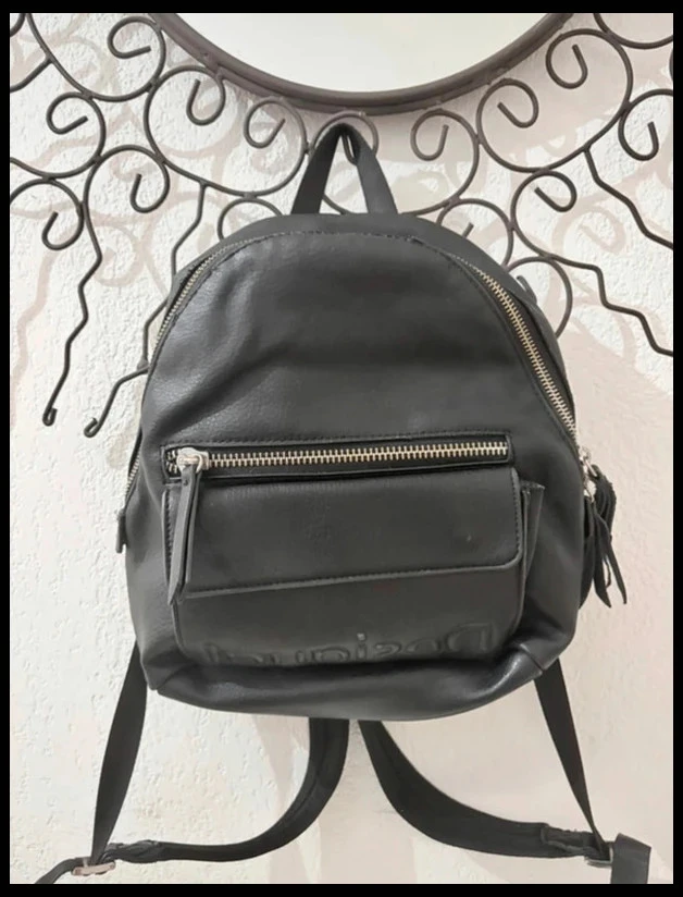 Desigual women's compact black leather effect backpack – photo 2